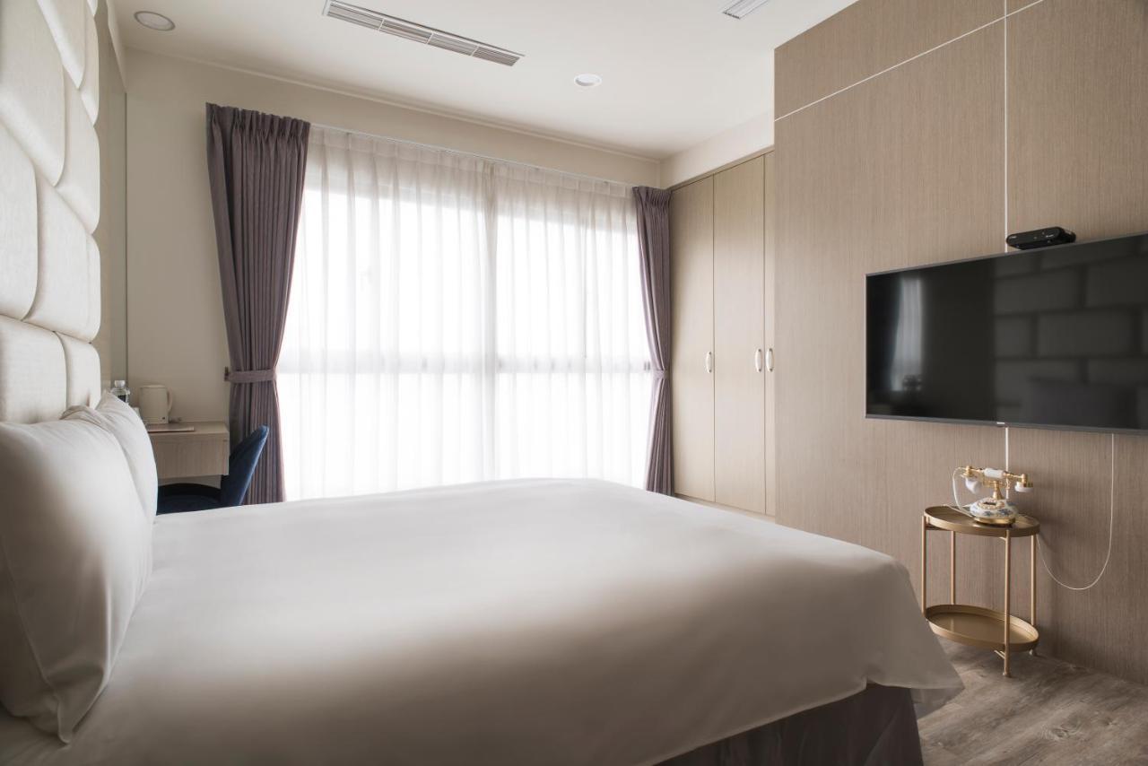 Whoops Hotel Taichung Exterior foto