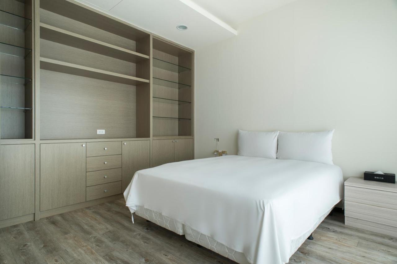 Whoops Hotel Taichung Exterior foto